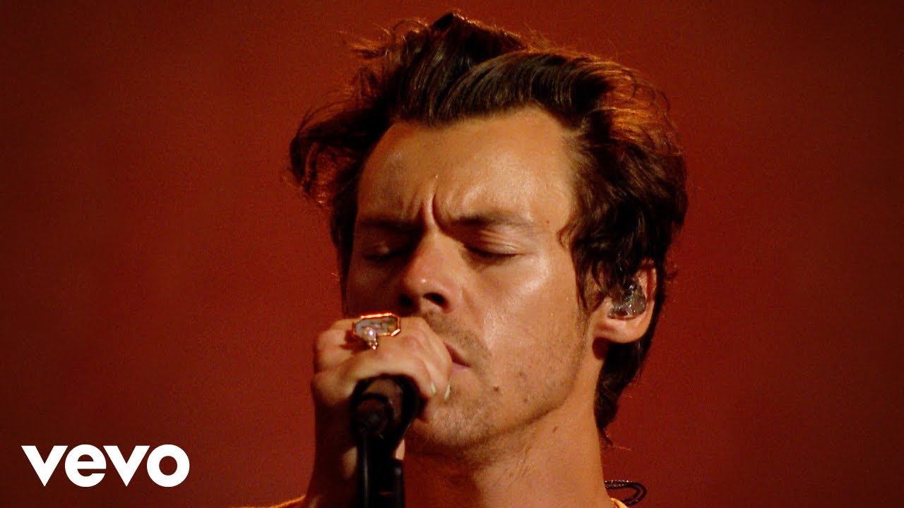 Harry Styles - Boyfriends in the Live Lounge