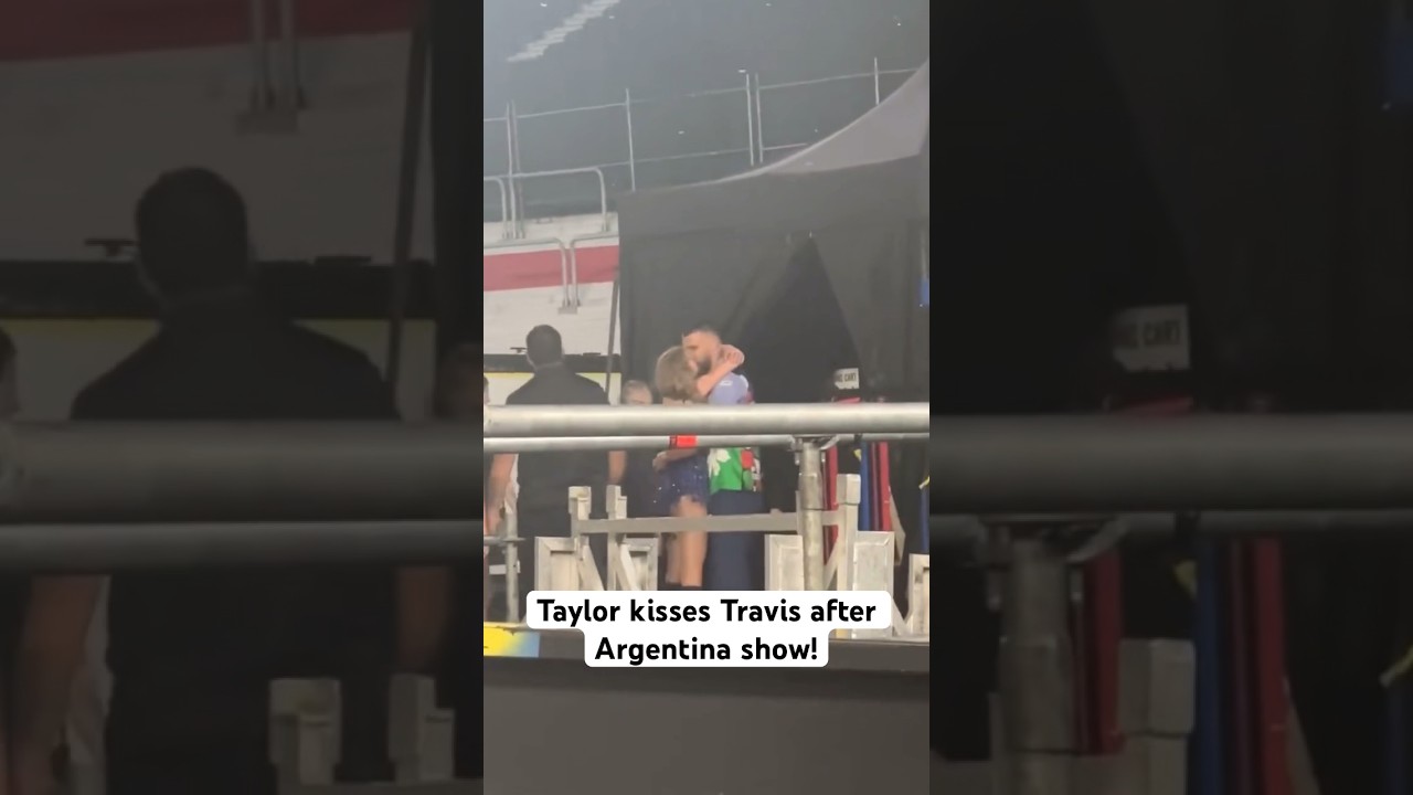 #TaylorSwift KISSES Travis Kelce after Argentina show! 😘 (📹: inyourcardigan/X) #shorts