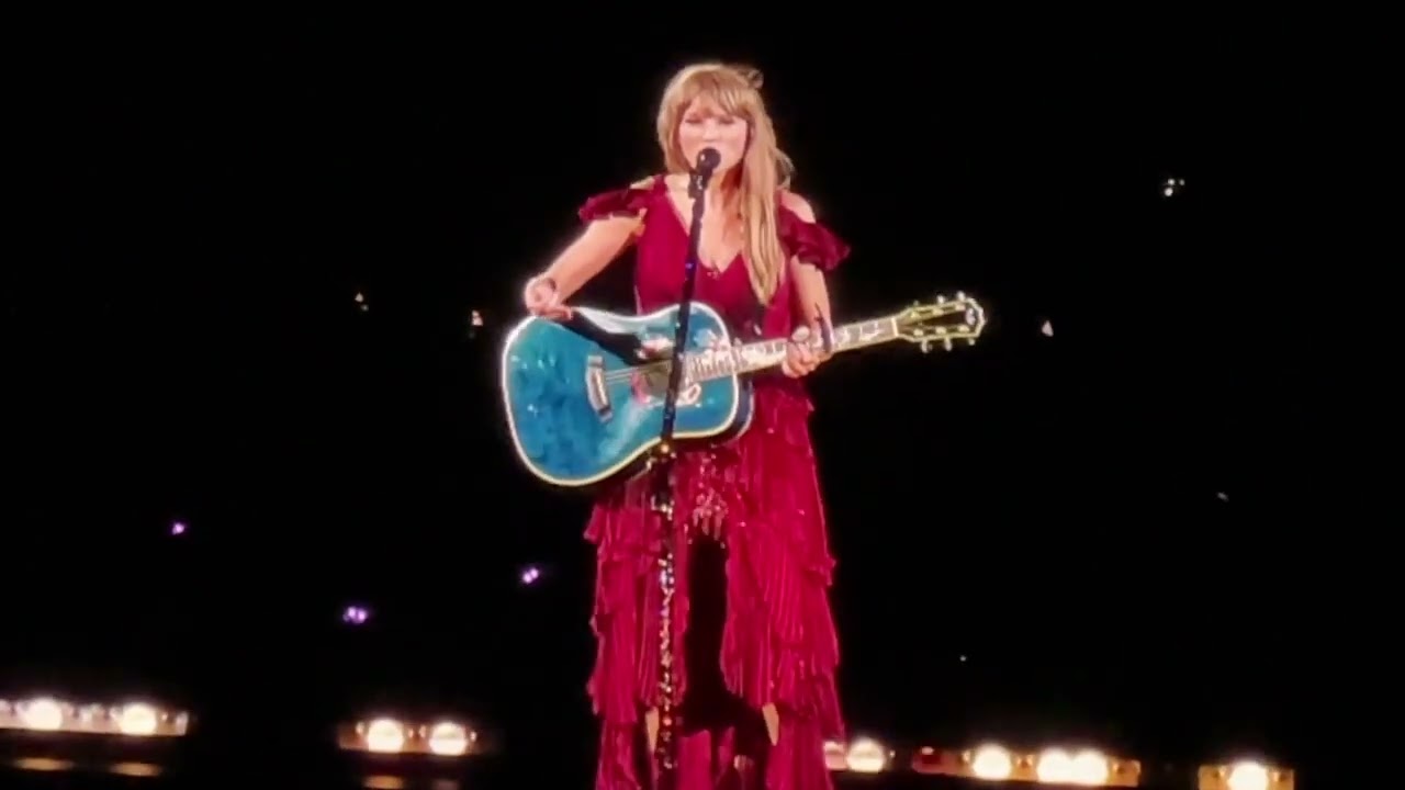 Taylor Swift messes up twice at Arrowhead Stadium in Kansas City, MO on her Eras tour!