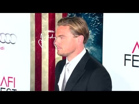 Cara Delevingne Turns Down 'Old' Leonardo DiCaprio - Splash News | Splash News TV | Splash News TV