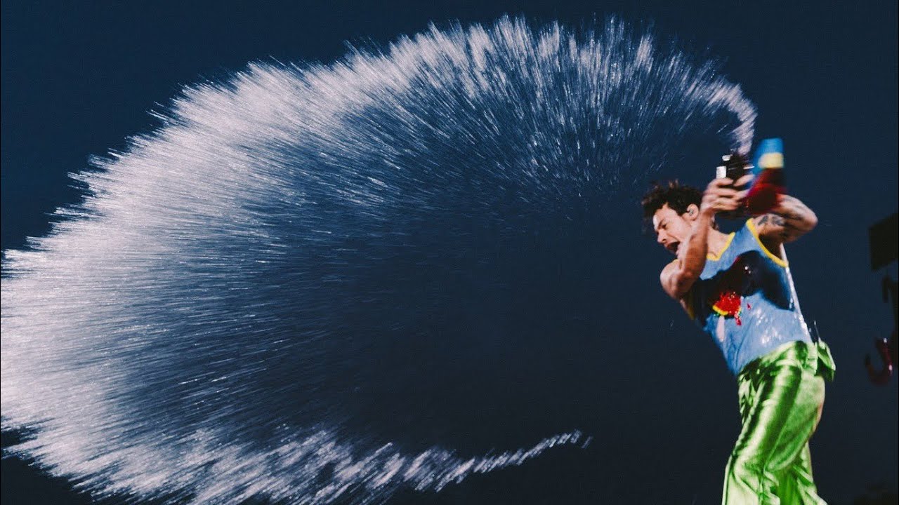 HARRY STYLES HIGHLIGHTS FROM WERCHTER, BELGIUM