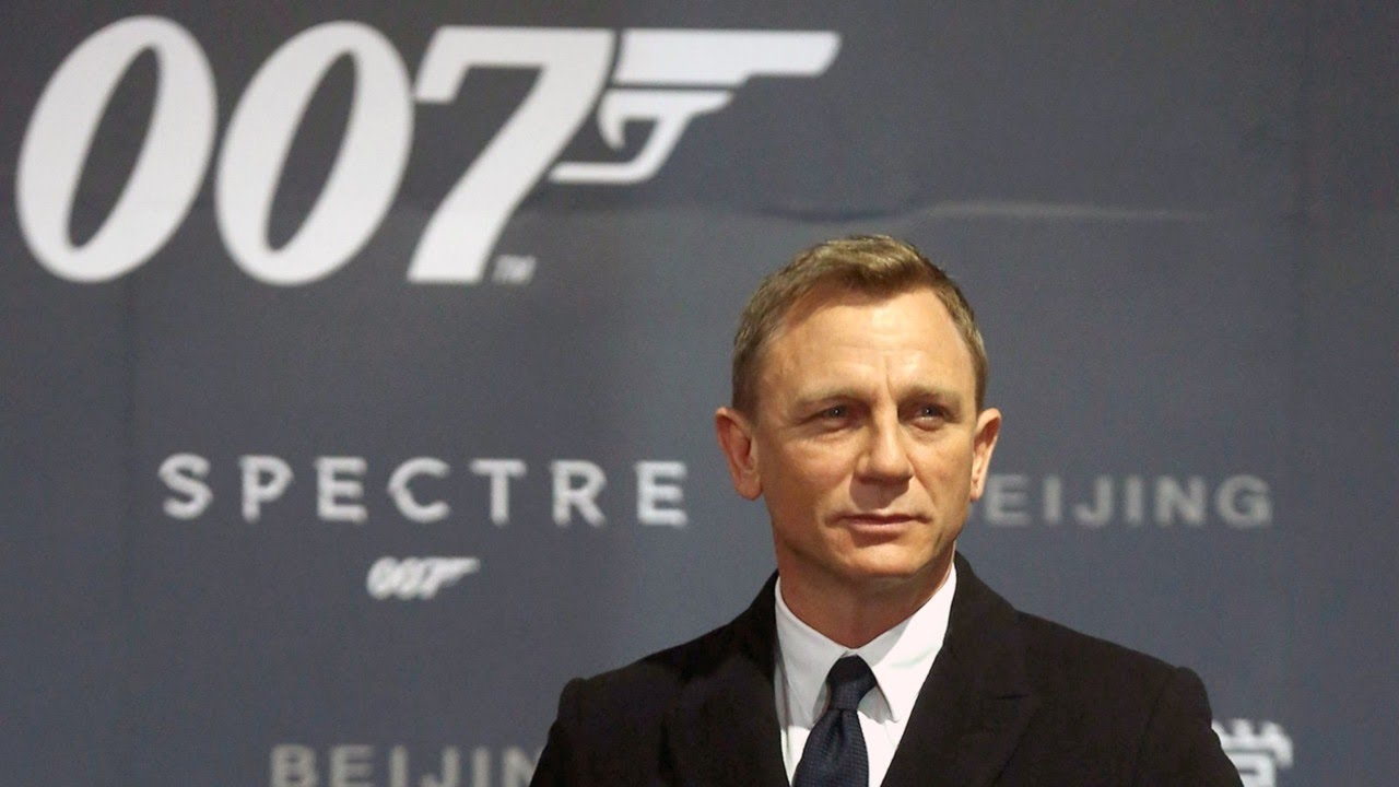 Actor Daniel Craig receives same honour as 007