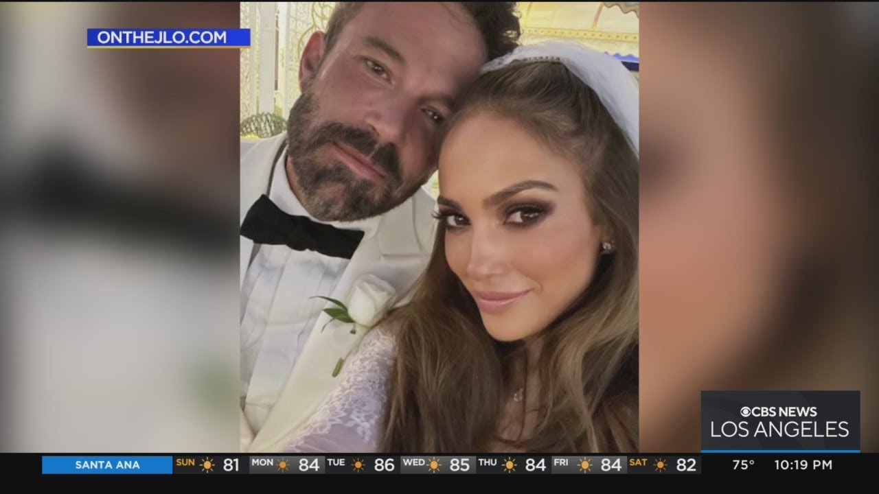 Newly married couple Jennifer Lopez, Ben Affleck share wedding photos