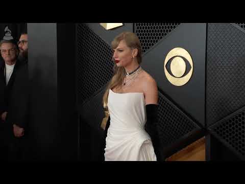 TAYLOR SWIFT | Fashion Cam | 2024 GRAMMYs