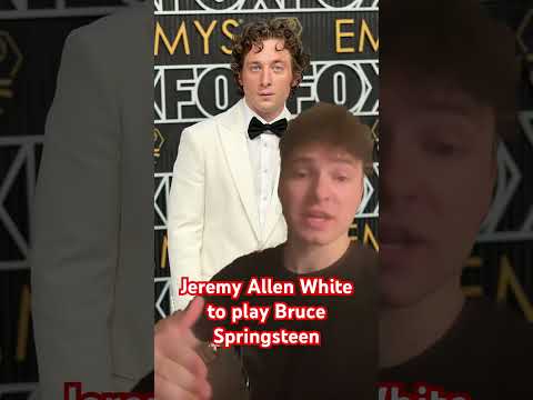Jeremy Allen White playing Bruce Springsteen