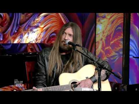 Billy Ray Cyrus & FIREROSE Talks About How They Met and Collaborated on “New Day”
