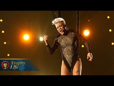 Pink Acrobatic "Try" Grammys 2014 Performance