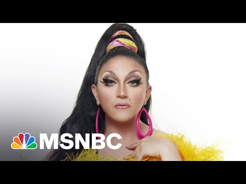 'There is so much fear': BenDeLaCreme condemns GOP's anti-LGBTQ laws
