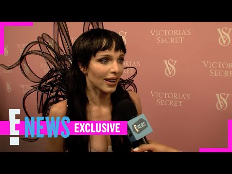 Julia Fox Says She Plans to Include Kanye West in Her Upcoming Memoir | E! News