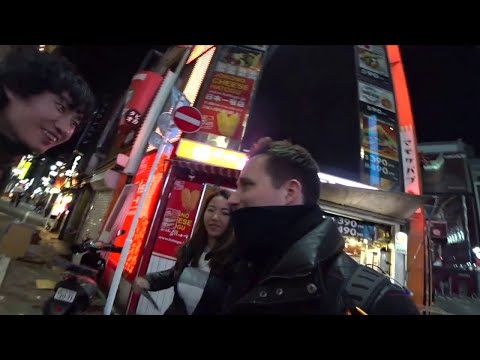 Streamer Helps Girl away from Stranger || ViralHog