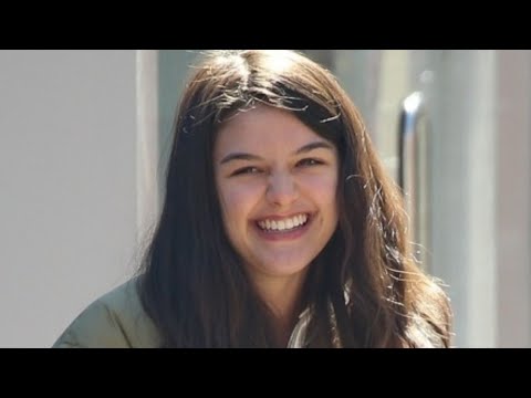 Suri Cruise Is Growing Up To Be Stunning