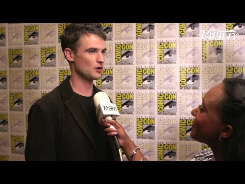 'The Sandman's' Tom Sturridge on playing 'Dream' in the new series