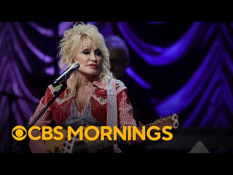 Dolly Parton wins Jeff Bezos’ $100 million Courage and Civility Award