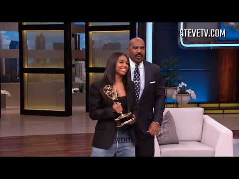 Steve Harvey's Daughter Brings Him Emmy Award On National TV
