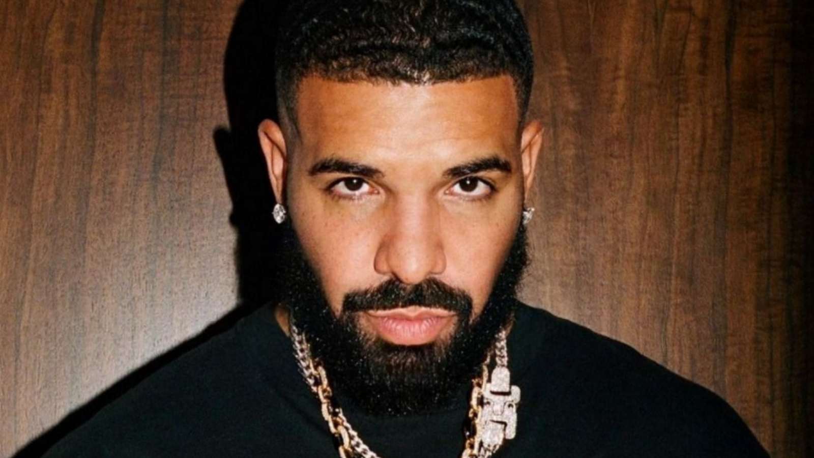 Drake Falls On The First Place In The List