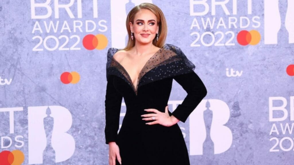 Adele's outfit