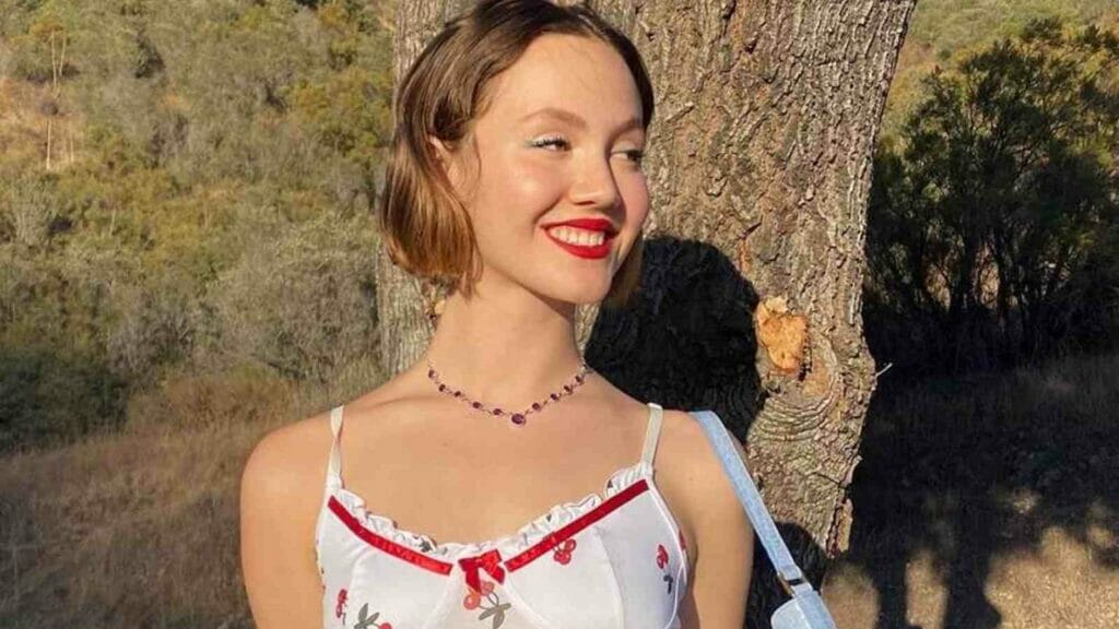 Iris Apatow Debuts New Romance After Breakup From Ryder Robinson