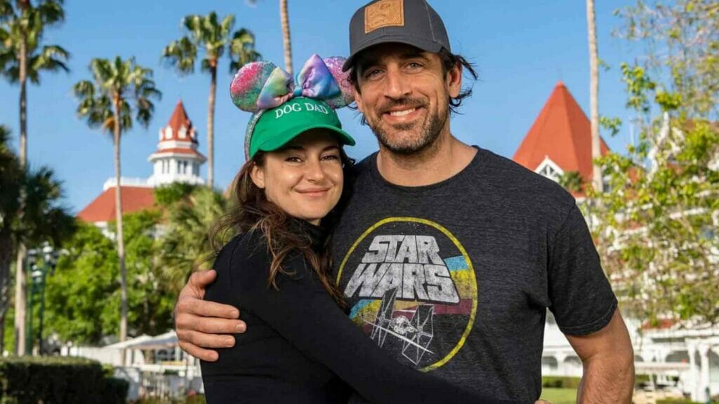 Aaron Rodgers and Shailene Woodley