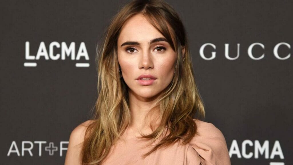 Suki Waterhouse 