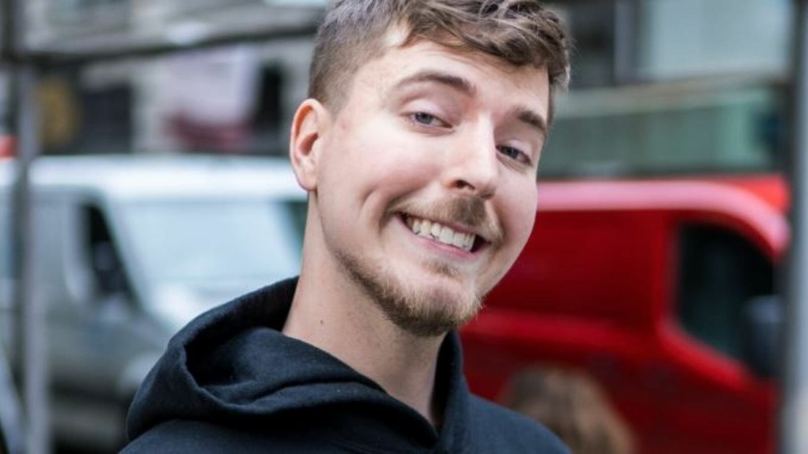 MrBeast Net Worth, Endorsement, Girlfriend, Age, House and More First
