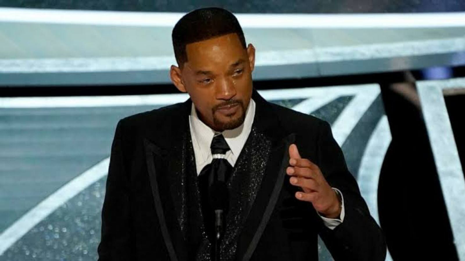 Will Smith got teary-eyed during his acceptance speech at the Oscars