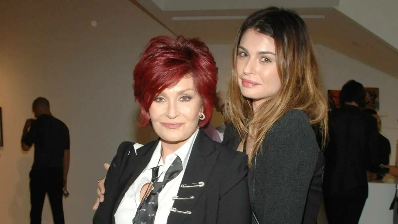 Sharon Osbourne's Daughter Aimee Osbourne Escapes Fire At A Recording ...