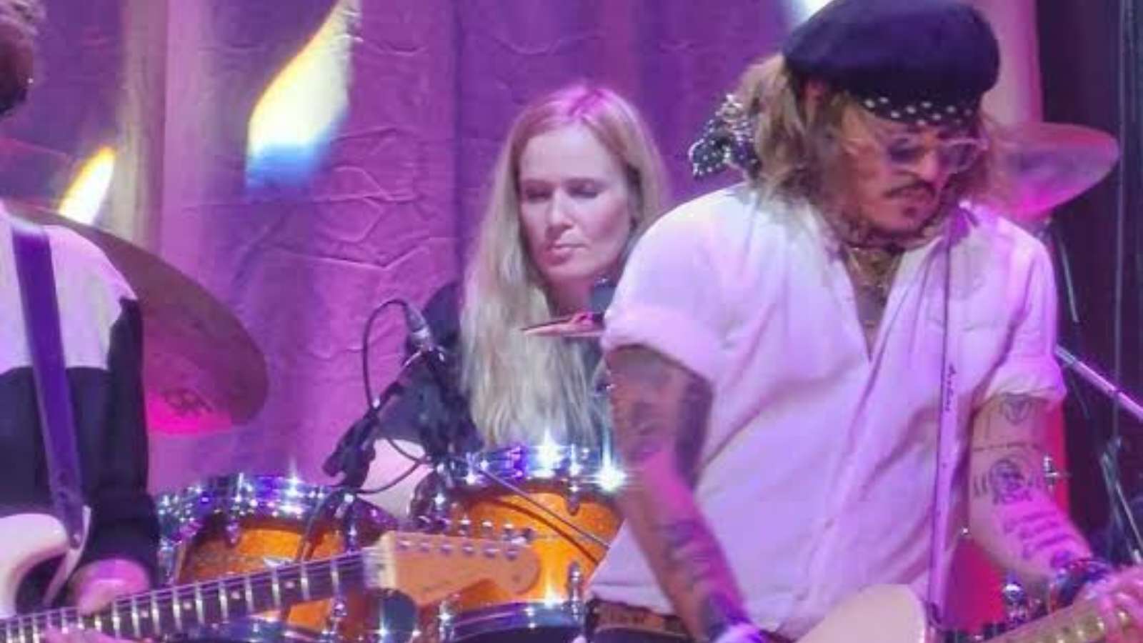 Johnny Depp surprised the fans at Jeff Beck's concert in the U.K.