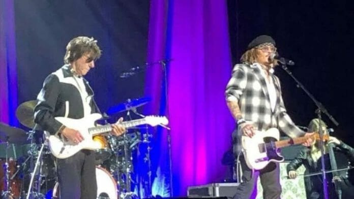 Jeff Beck and Johnny Depp performing together