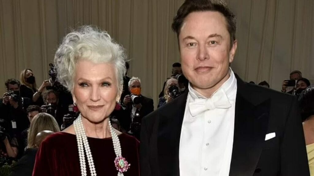 Elon Musk Takes His Model Mom Maye to 2022 Met Gala Days After $44 Billion Twitter Deal